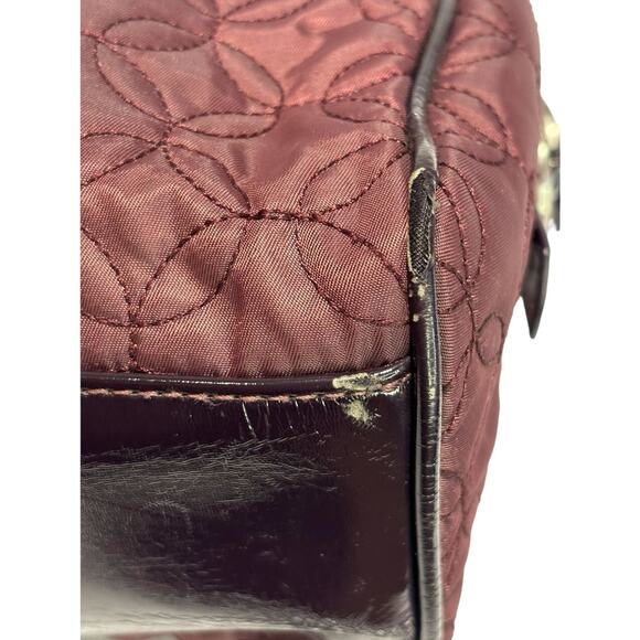 Women's Vera Bradley Quilted Burgundy Patent Leather Duffle Doctor Bag, GUC - Picture 7 of 9